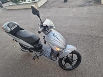 View E-Power, E-SCOOTER --NUOVO--, GRIGIO / NERO, 2024, Elettrica, 0 Km