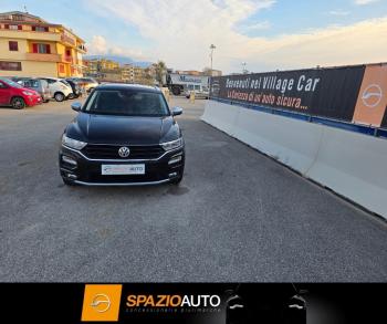 View Volkswagen, T-ROC NUOVO MODELLO, NERO METALLIZZATO, 2020, Diesel, 1 Km